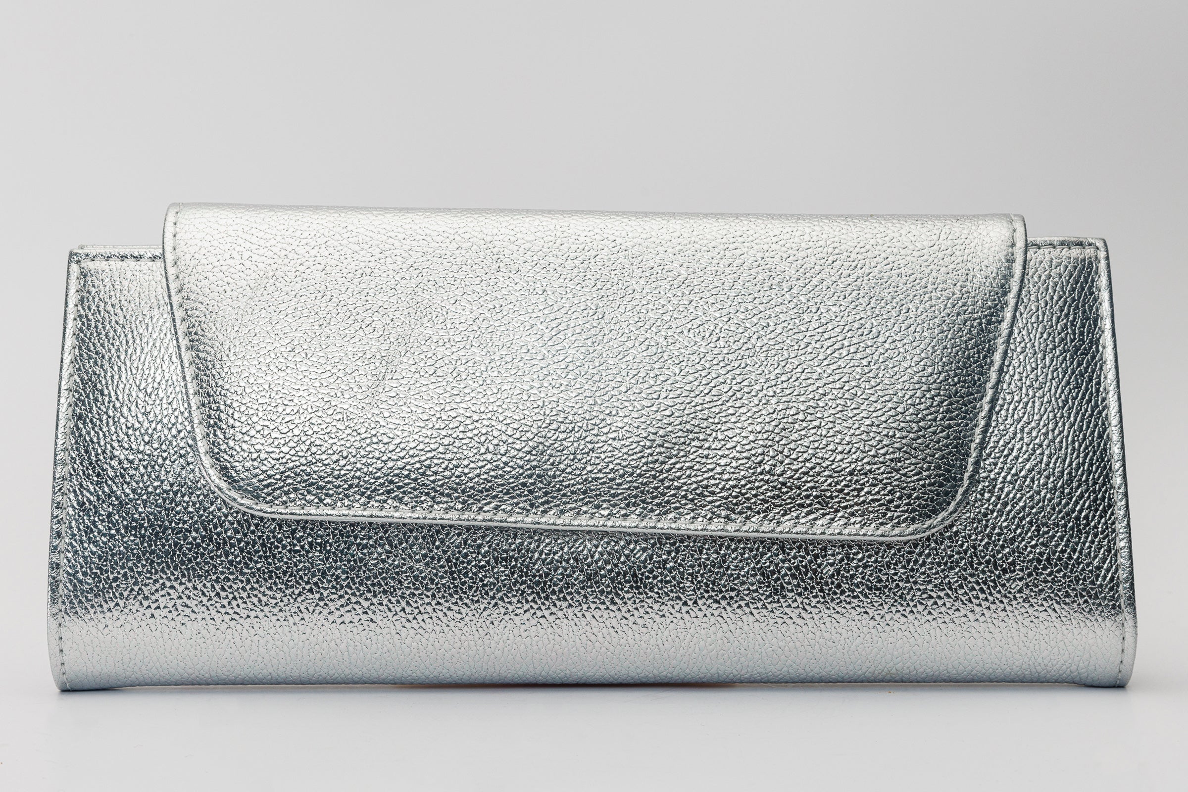 Vinci Leather Shoes The Ege Silver Leather Clutch
