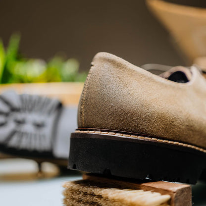 26 - 224 - Oak Campo Sueded Goatskin Lace Up With Wax Finish, Oak Shop by Zelli Italia – Don't Panic Shoes