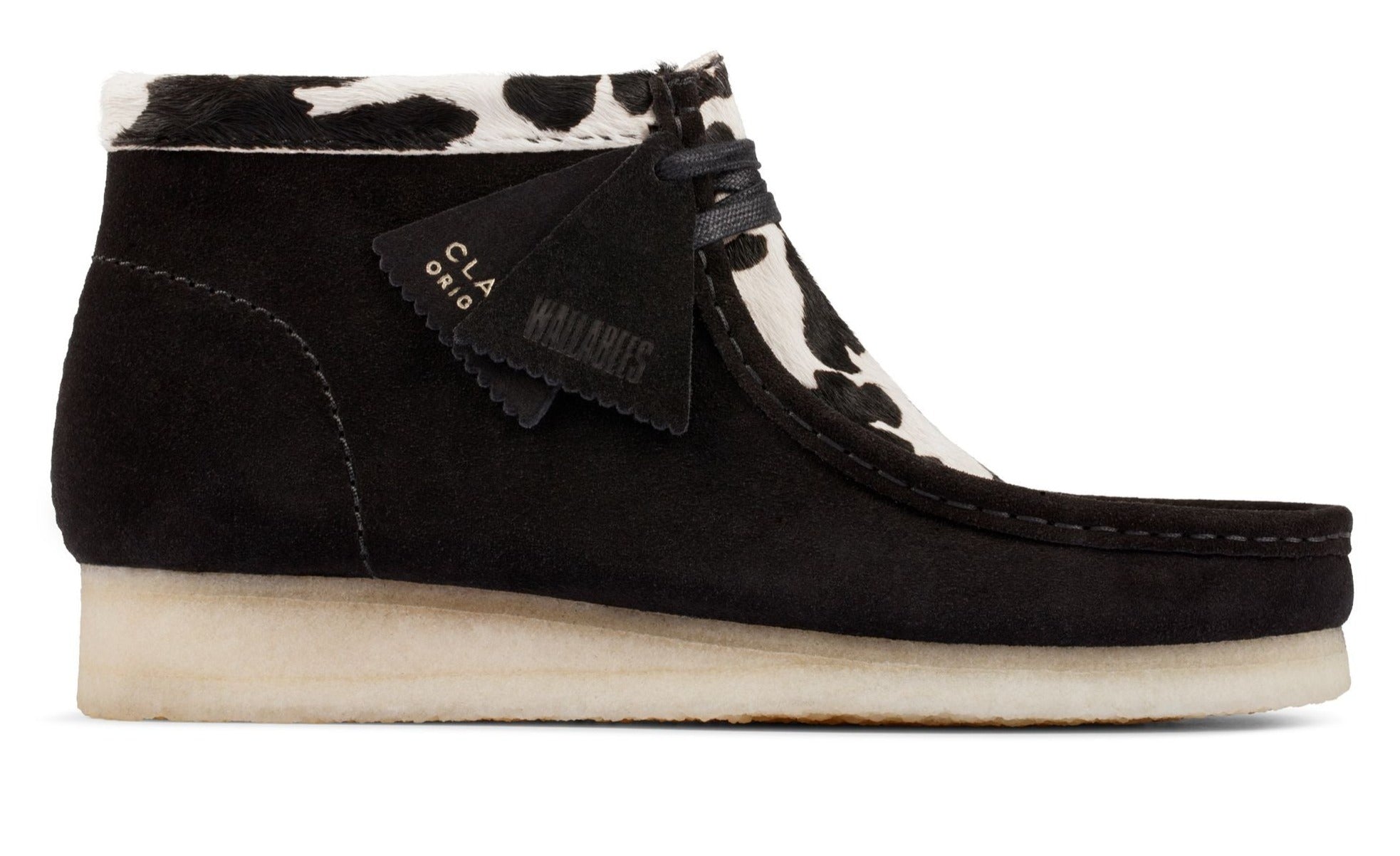 [26154810] Mens Clarks WALLABEE BOOT BLACK COW PRINT