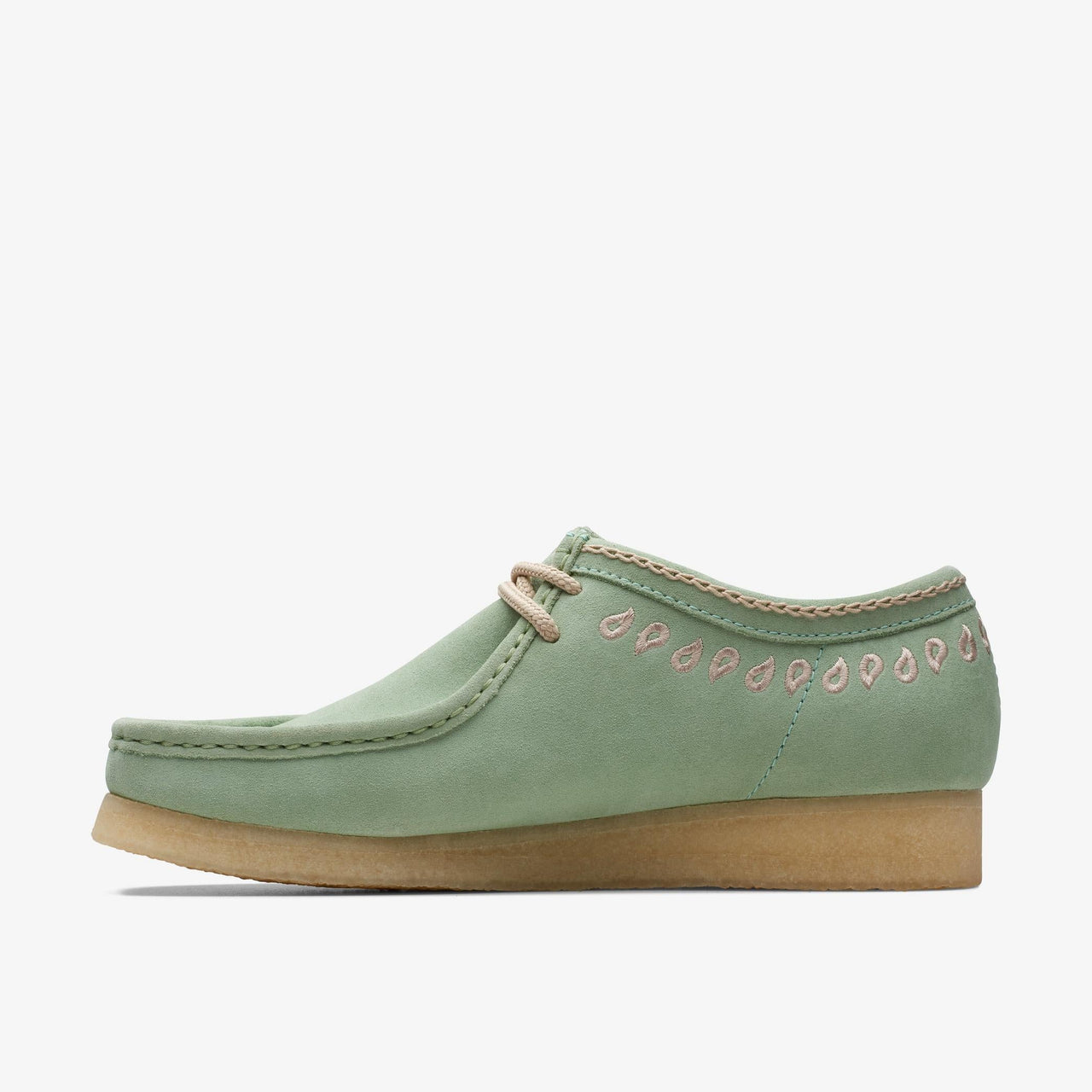 High-quality Mens Clarks Wallabee in Green with Stylish Embroidery