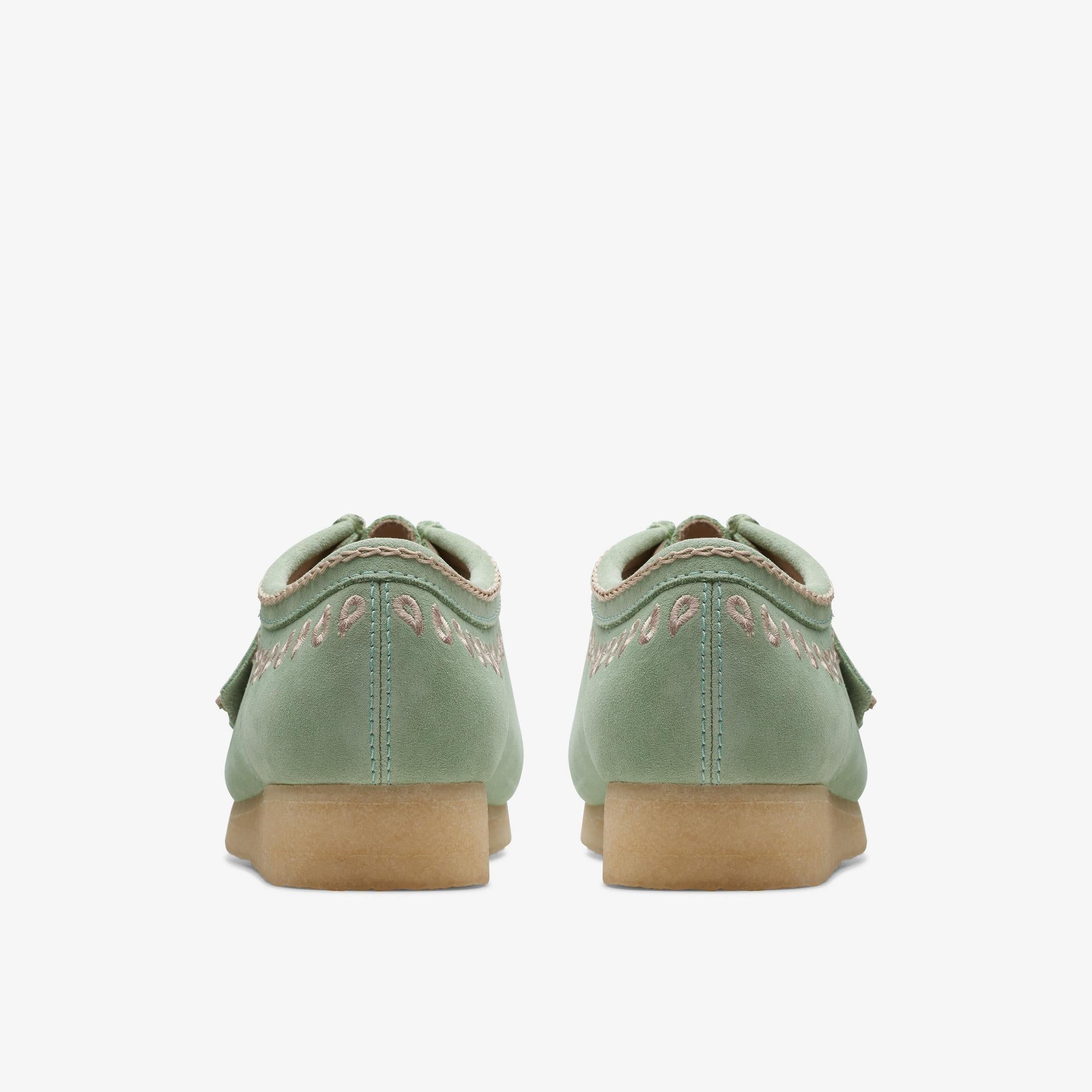 [26172073] Mens CLARKS WALLABEE - GREEN EMBROIDERY