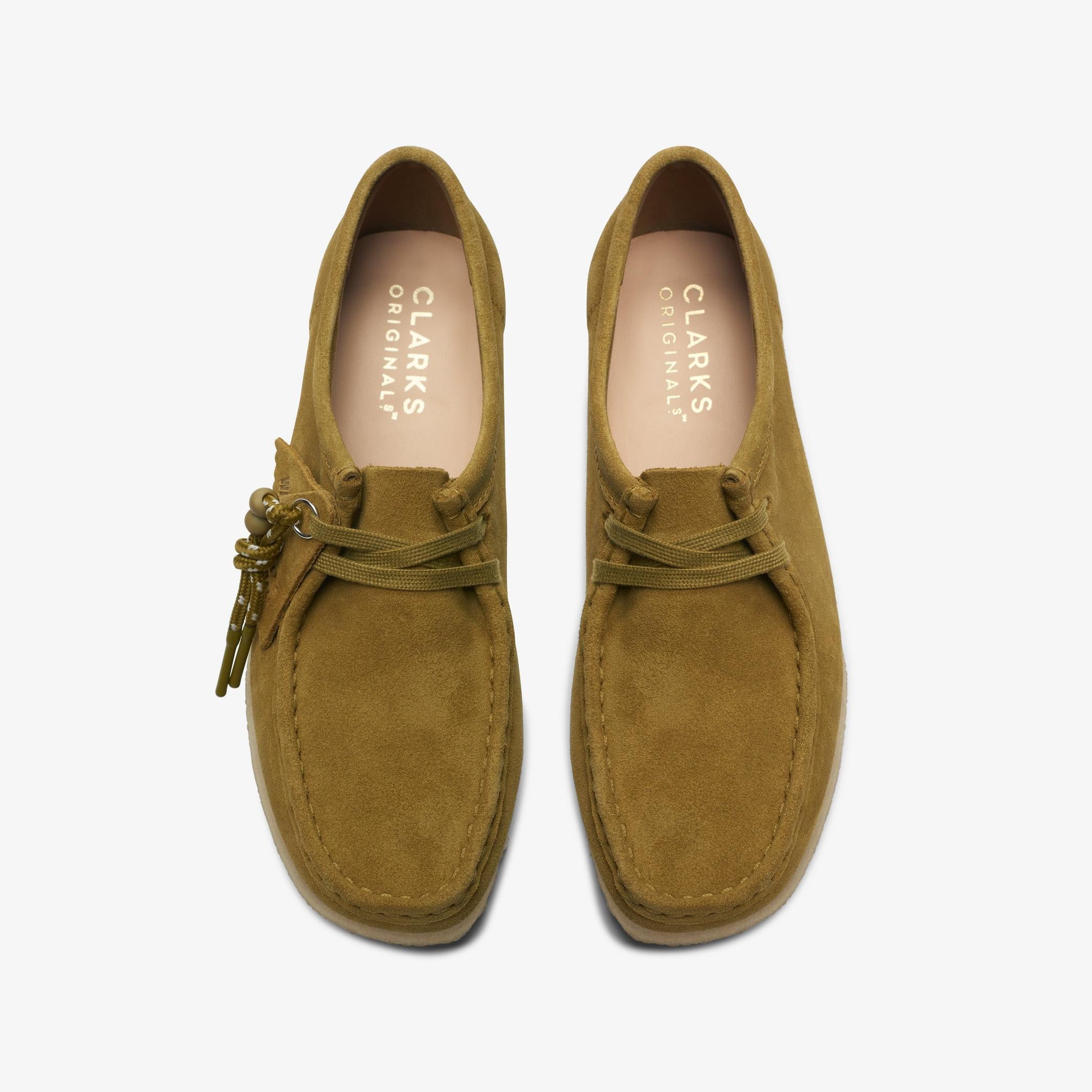 [26173241] Womens CLARKS WALLABEE - MID GREEN SDE