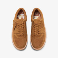 Thumbnail for Comfortable and stylish men's Clarks Sandford sneakers in golden sand suede