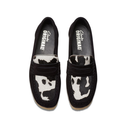 [26175837] WOMENS CLARKS WALLABEE LOAFER COW PRINT HAIRON