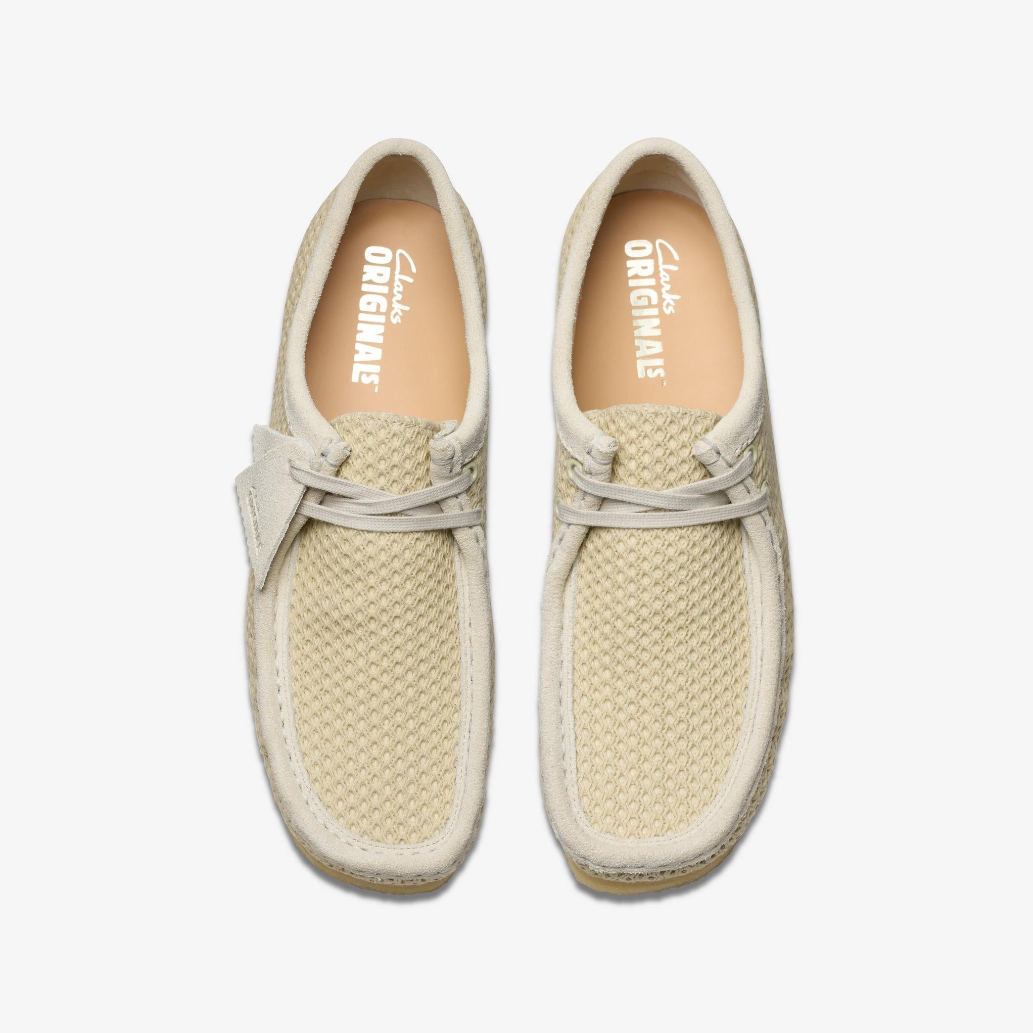 [26175849] Mens CLARKS WALLABEE - OFF WHITE MESH