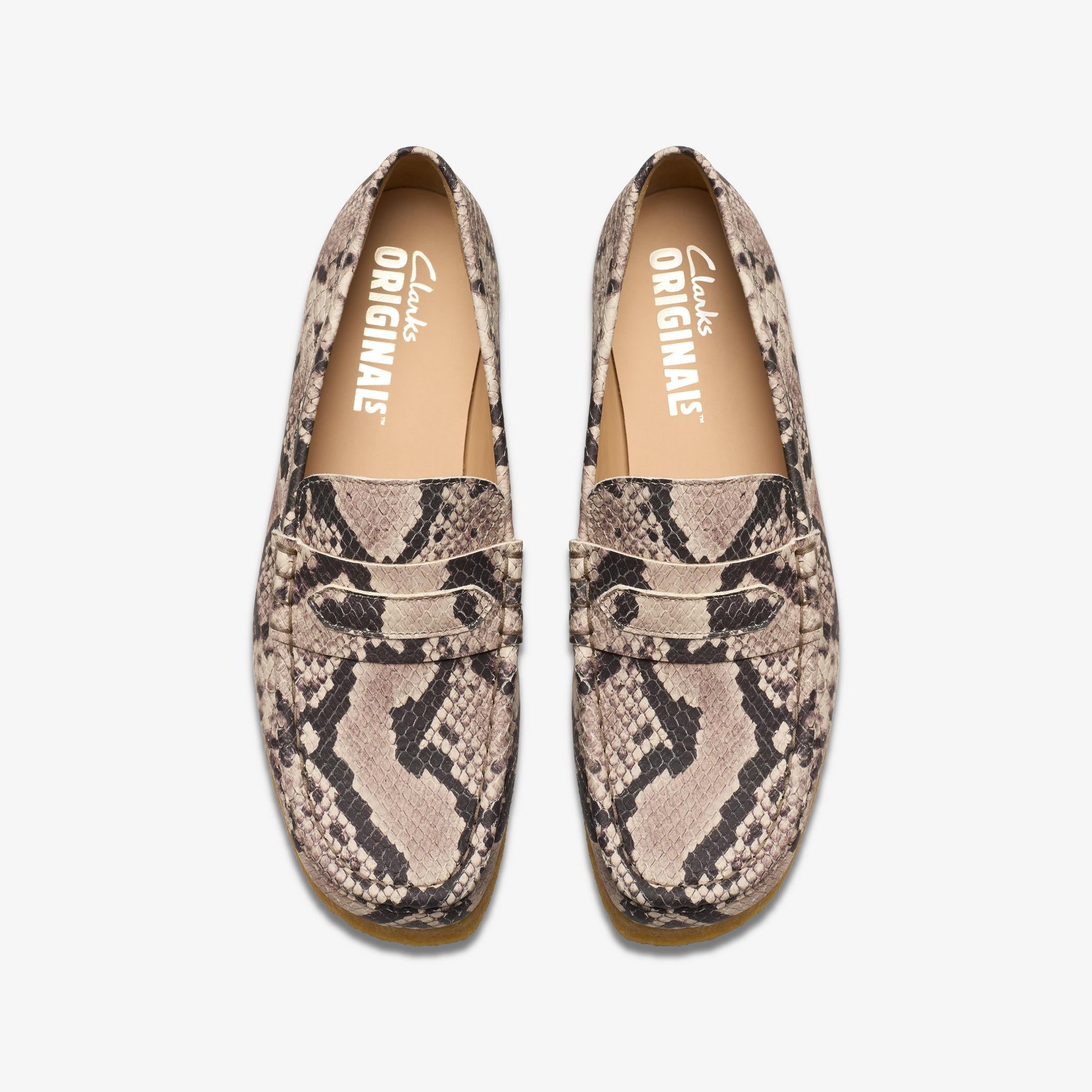 [26178222] WOMENS CLARKS WALLABEE LOAFER