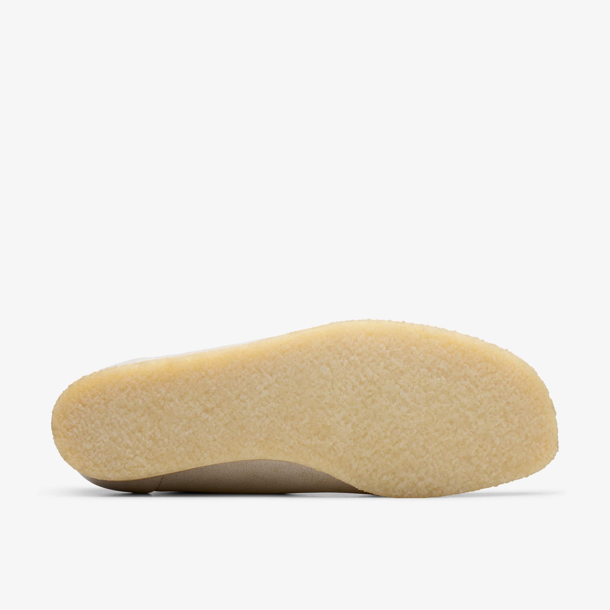 [26181115] WOMENS CLARKS WALLABEE.