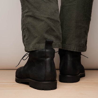 46 - 602 - Blk Rezza Suede Calfskin Chukka Boot Black Shop by Zelli Italia – Don't Panic Shoes