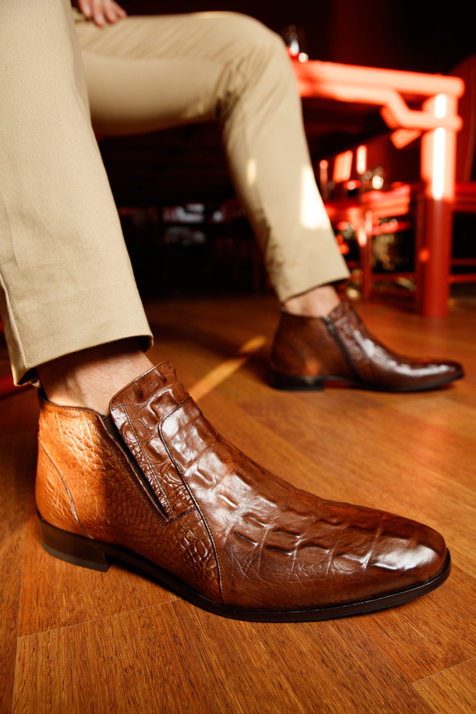 The Randor Brown Crocodile Leather Side-Zip Dress Ankle Men  Boot