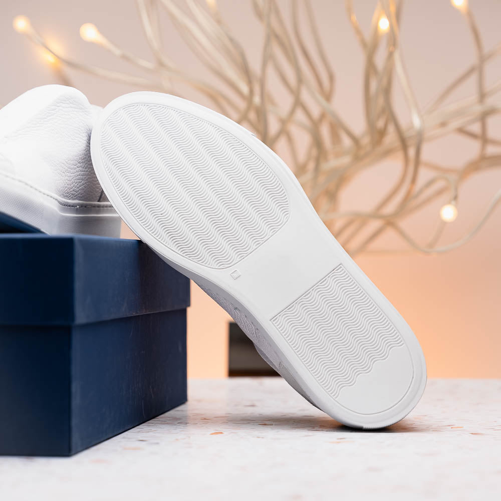 65 - 225 - Wht Spettacolare Italian Pebble Grain Calfskin Sneakers White Shop by Zelli Italia – Don't Panic Shoes