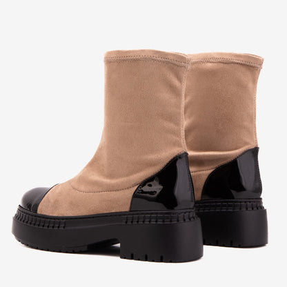 The Sorella Black Tip Beige & black Suede Leather Women’s Boot