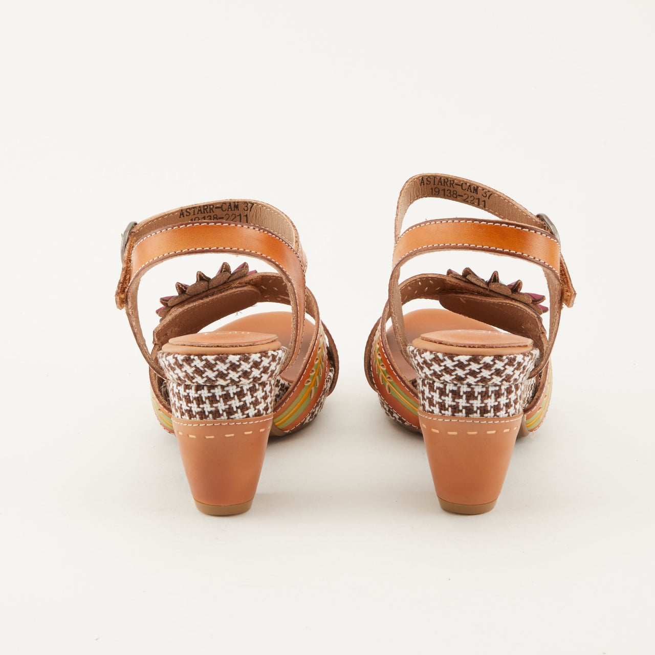 L'ARTISTE ASTARR SANDALS in white with laser-cut leather and peep toe design