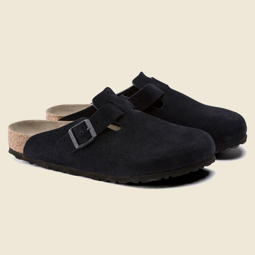 Buy Birkenstock Boston Clogs Men’S Midnight Suede Narrow Fit 1023865 - Clogs from Don’t Panic Shoes | Best Prices & Fast Shipping