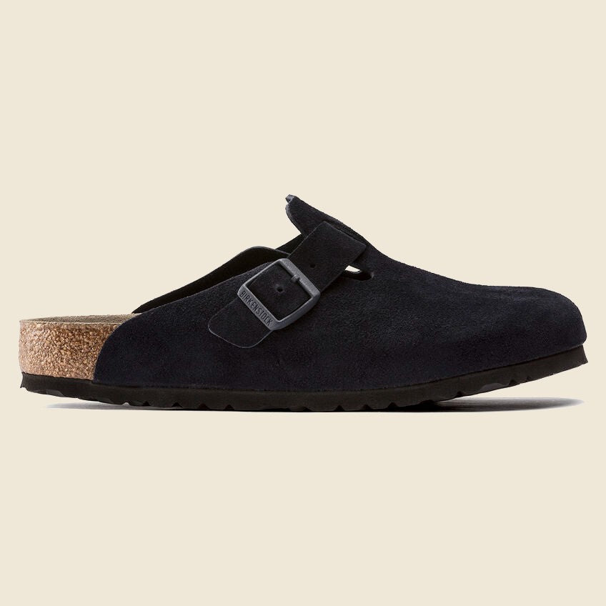 Buy Birkenstock Boston Clogs Men’S Midnight Suede Narrow Fit 1023865 - Clogs from Don’t Panic Shoes | Best Prices & Fast Shipping