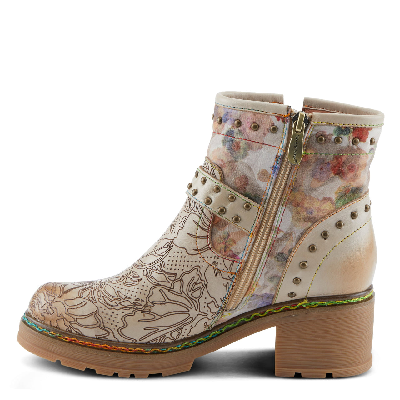  Close-up of the intricate floral embroidery on the L'ARTISTE BRANCHOUT BOOTS