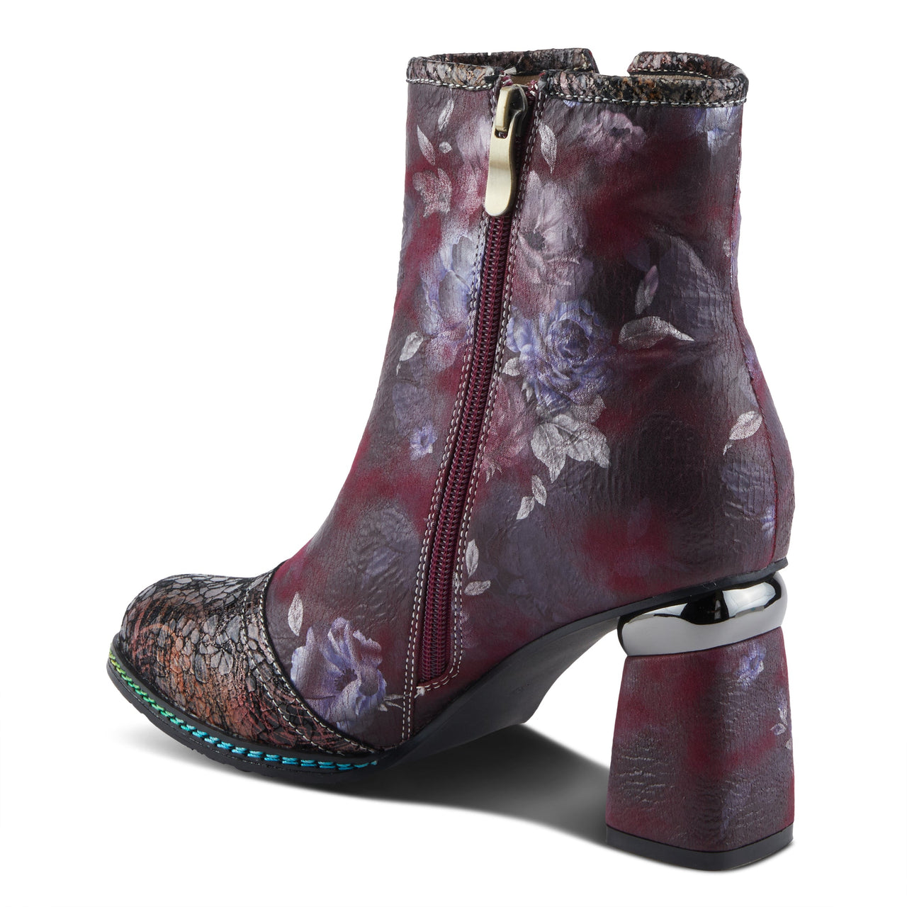 L'Artiste Carre Boots with Almond Toe and Distressed Finish