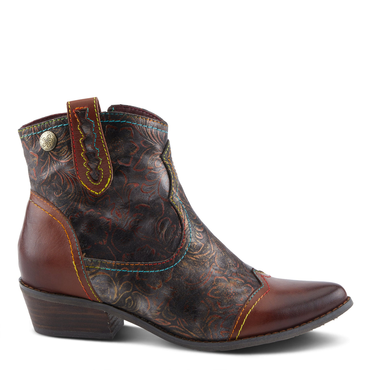  Detailed view of the comfortable insole and sturdy heel of L'ARTISTE COUNTRYPOP-ROSE BOOTS