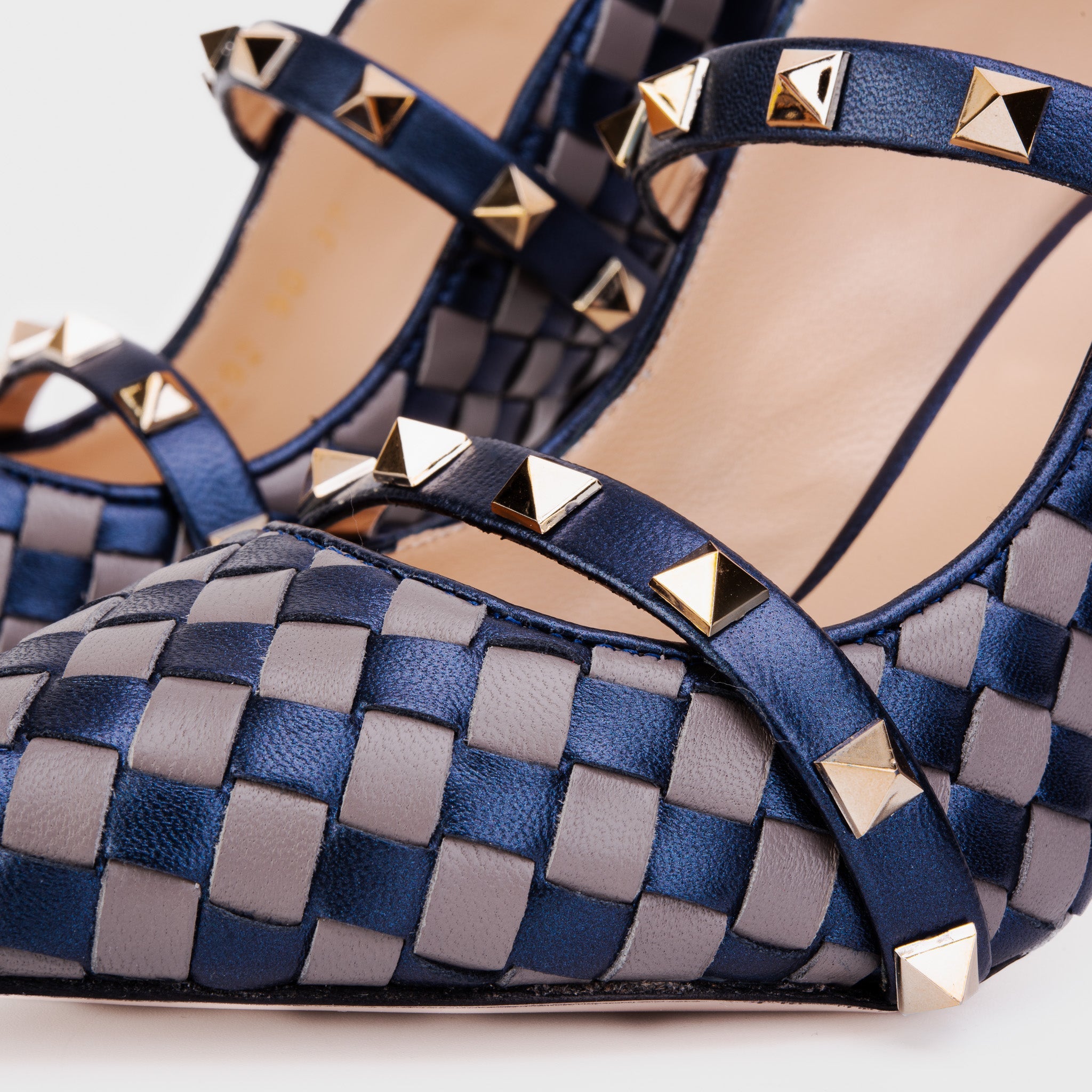 The Dosso Navy Blue Handwoven Pointy Toe Leather Women Sandal