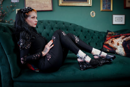 Lucky Lou Shoes Women's the Momento Mori - in Black Snake on Black