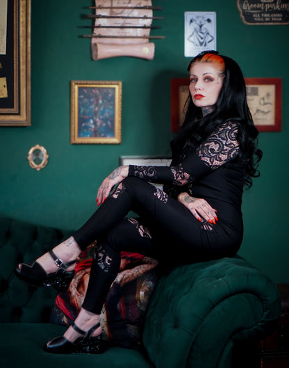 Lucky Lou Shoes Women's the Momento Mori - in Black Snake on Black