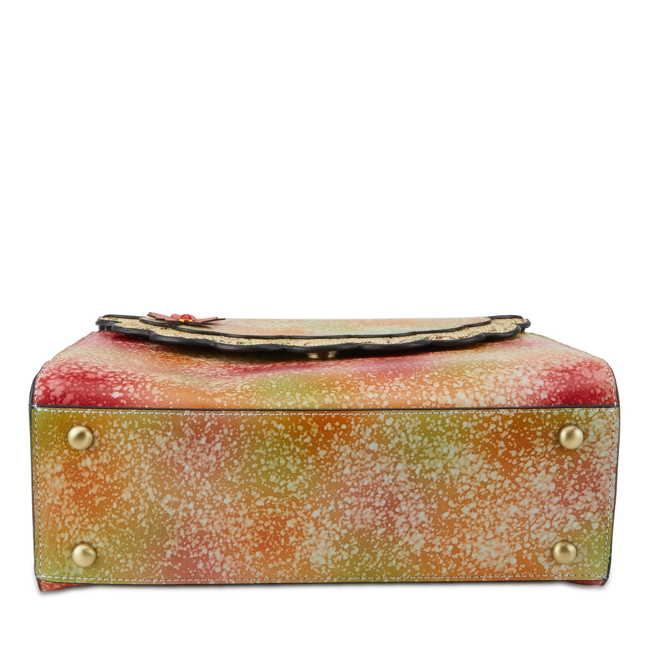  L'ARTISTE HANDBAGS featuring a unique combination of vibrant colors, artistic details, and high-quality craftsmanship 