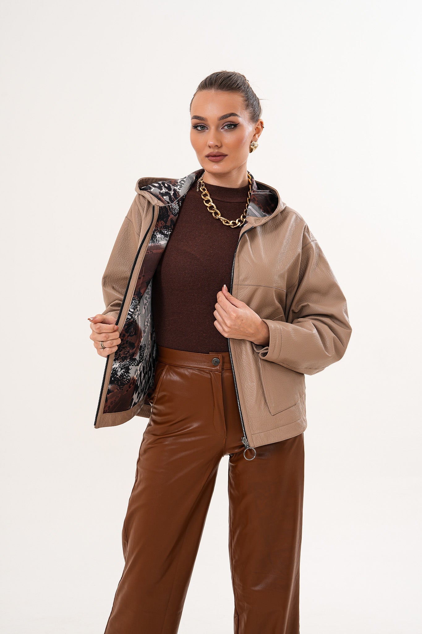 Vinci Leather Shoes The Calyra Reversible Leather Women Jacket – Taupe