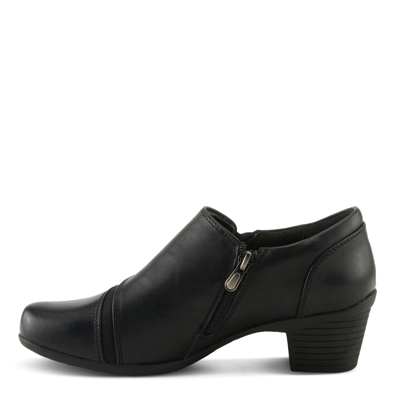 Stylish and comfortable Spring Step Klay shoes in black leather with adjustable straps and cushioned insoles