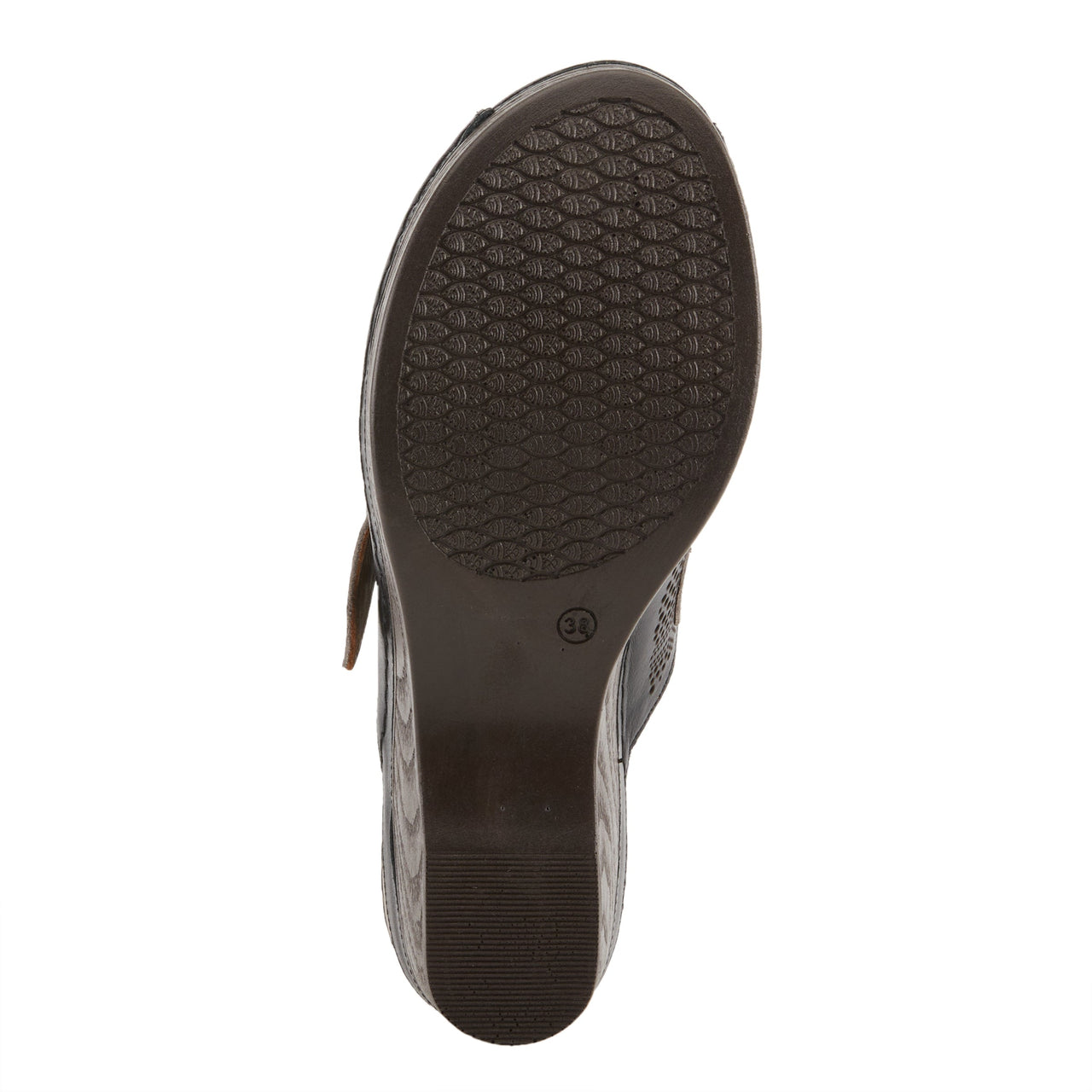 Stylish and comfortable Spring Step Momelle sandals with leather straps and cushioned footbed for all-day support and wear