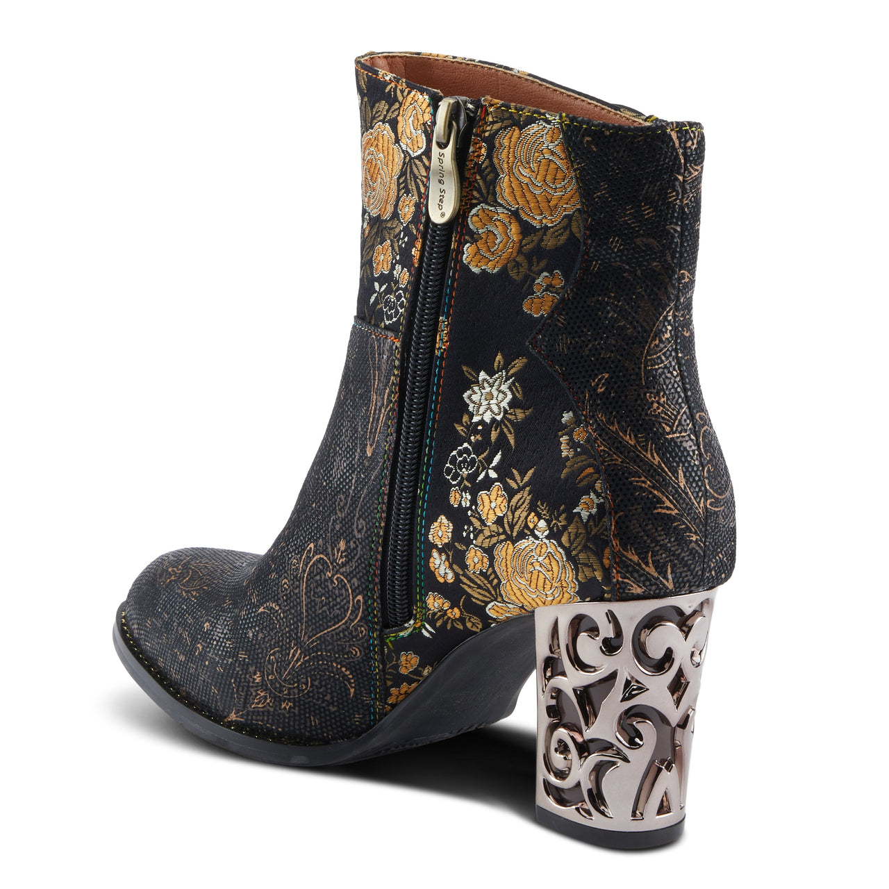 Stylish and versatile L'ARTISTE MONET BOOTS in Black