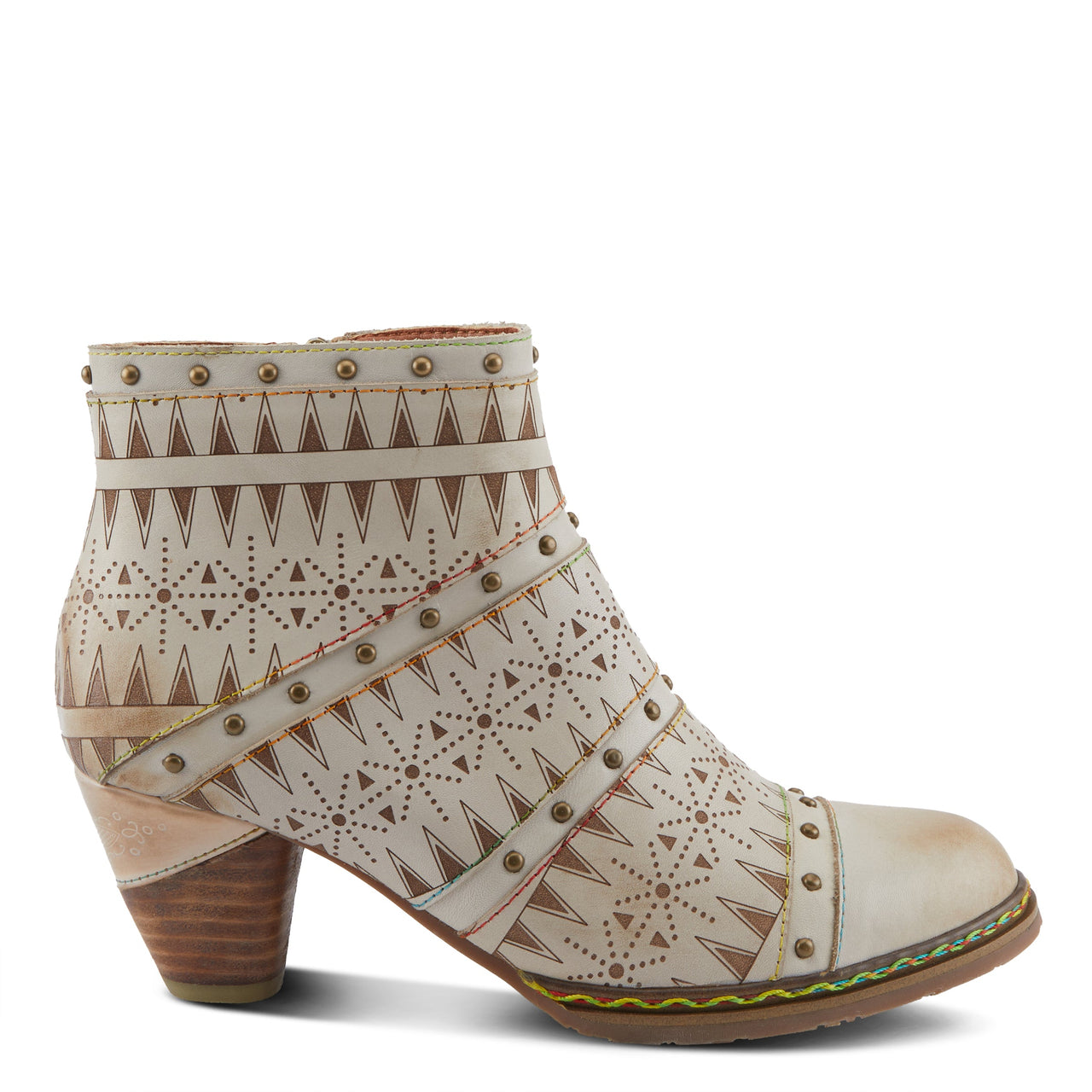 L'ARTISTE NIOBE BOOTS in a classic, vintage-inspired design