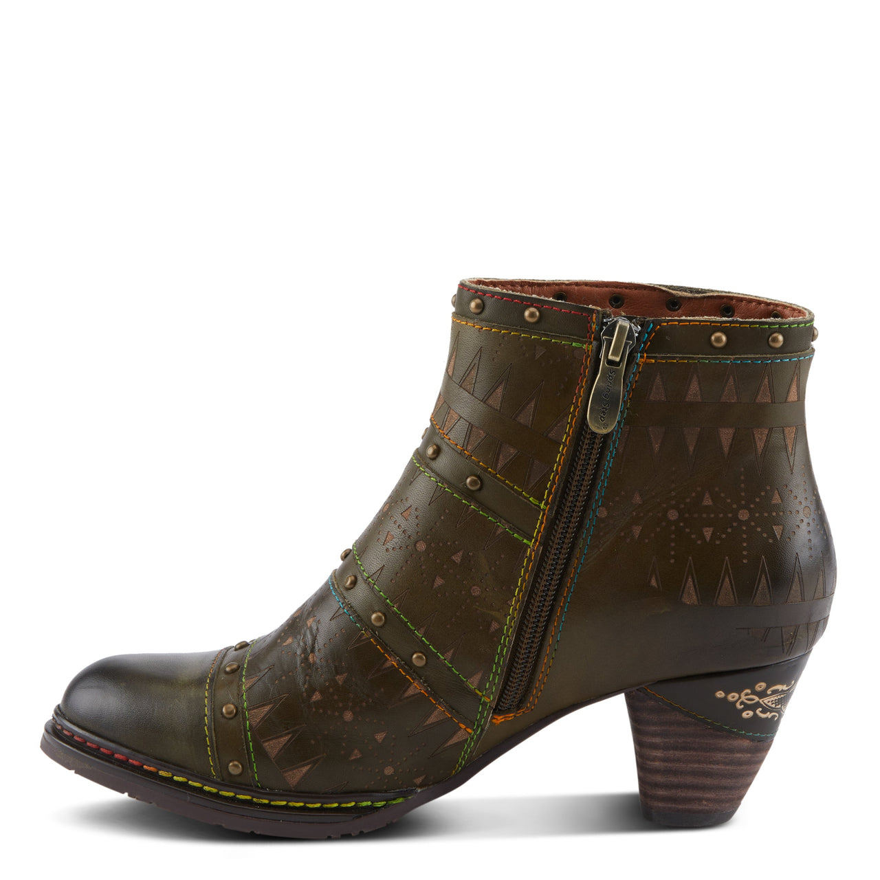 L'ARTISTE NIOBE BOOTS in a unique, artisanal design with hand-painted details