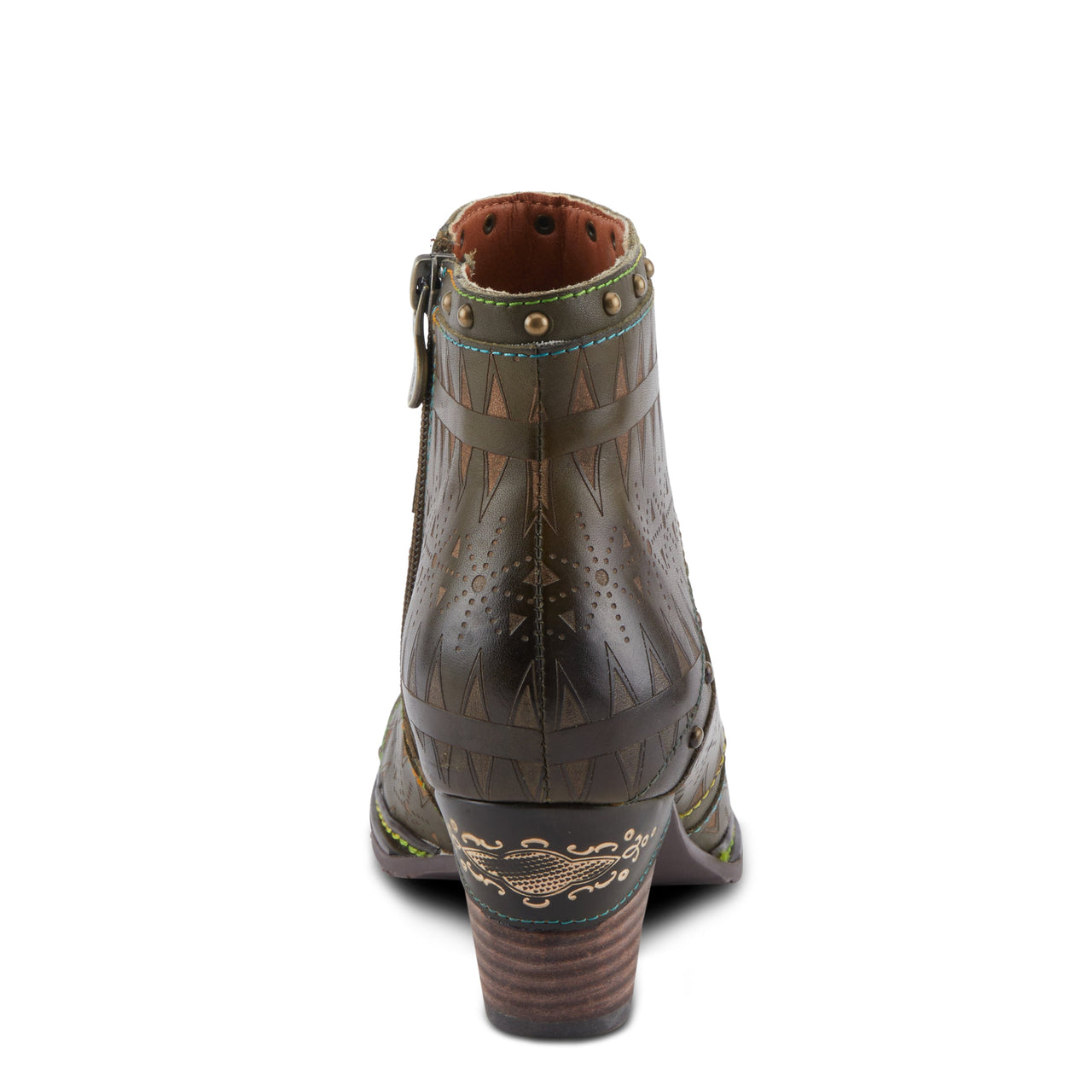 L'ARTISTE NIOBE BOOTS perfect for pairing with skirts, dresses, or jeans