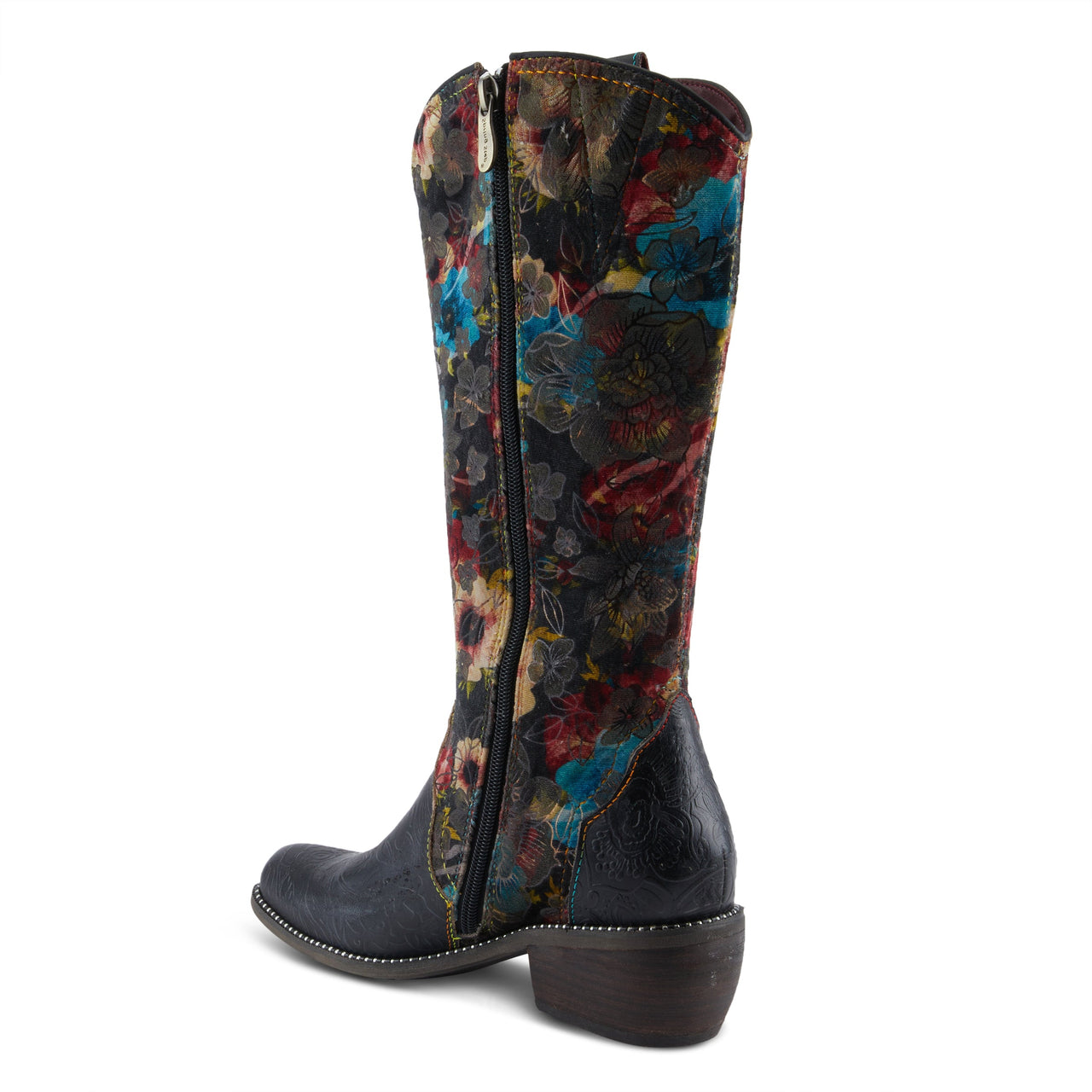 Stylish and comfortable women's cowboy boots with vintage western charm