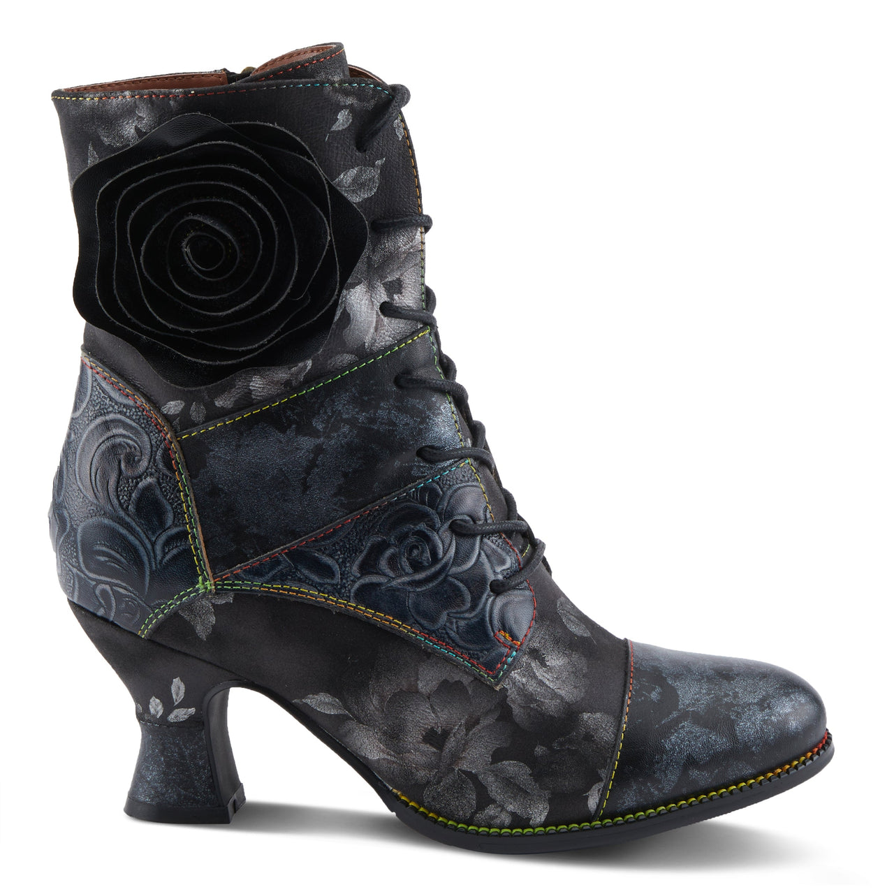 Beautiful hand-painted leather boots in stunning design by L'ARTISTE ROSELIA