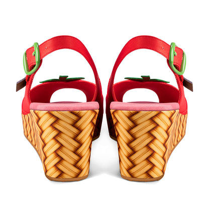 Chocolaticas® Strawbella Women's Sandal