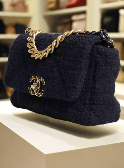 CHANEL PRE-LOVED DARK BLUE MEDIUM FLAP TWEED CC GOLD GRAY CHAIN SHOULDER BAG
