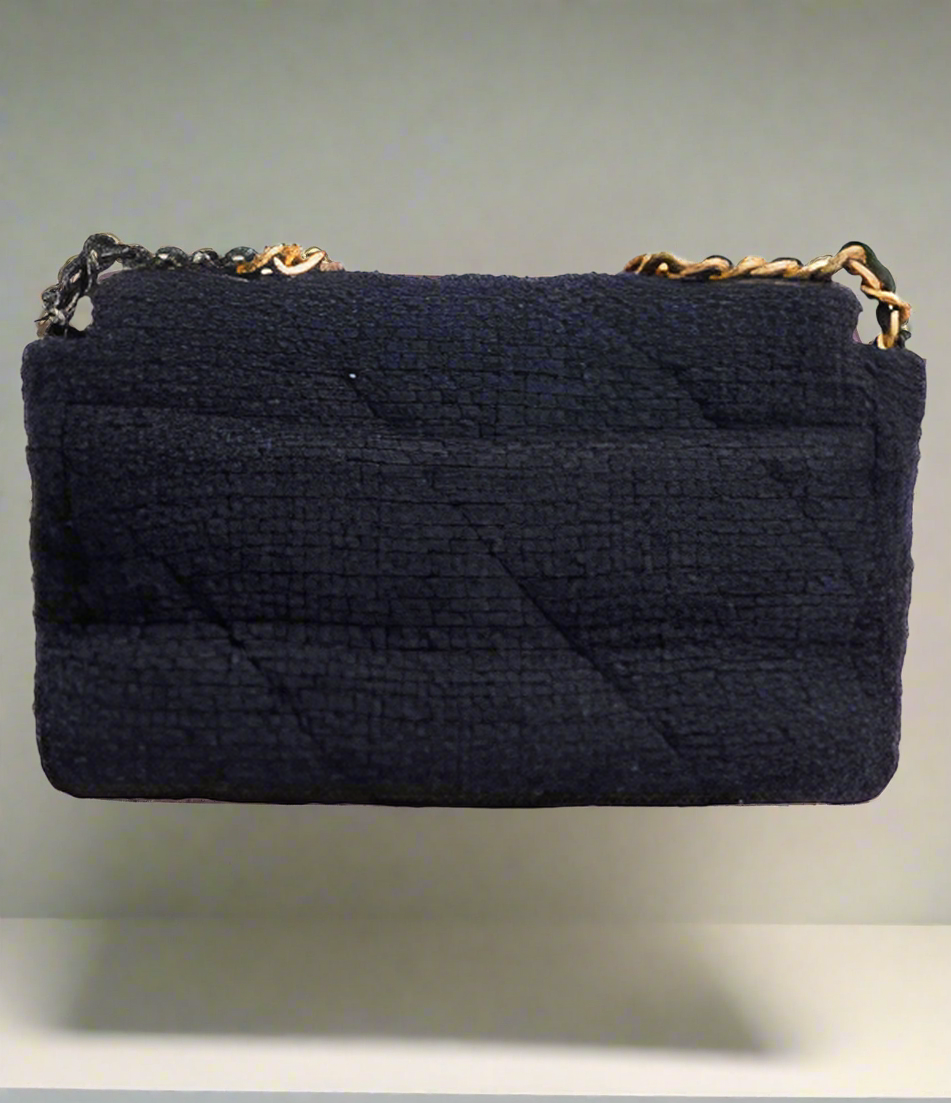 CHANEL PRE-LOVED DARK BLUE MEDIUM FLAP TWEED CC GOLD GRAY CHAIN SHOULDER BAG