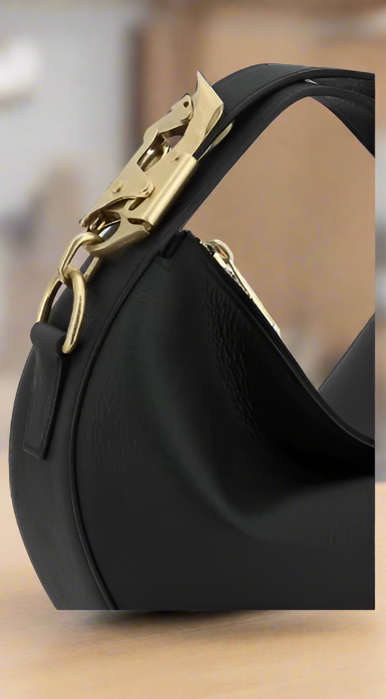 Burberry Hobo Bag With Equestrian Knight Clasp Women's Leather