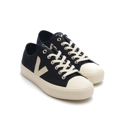Veja Wata II Low Canvas Shoe - Black/Pierre