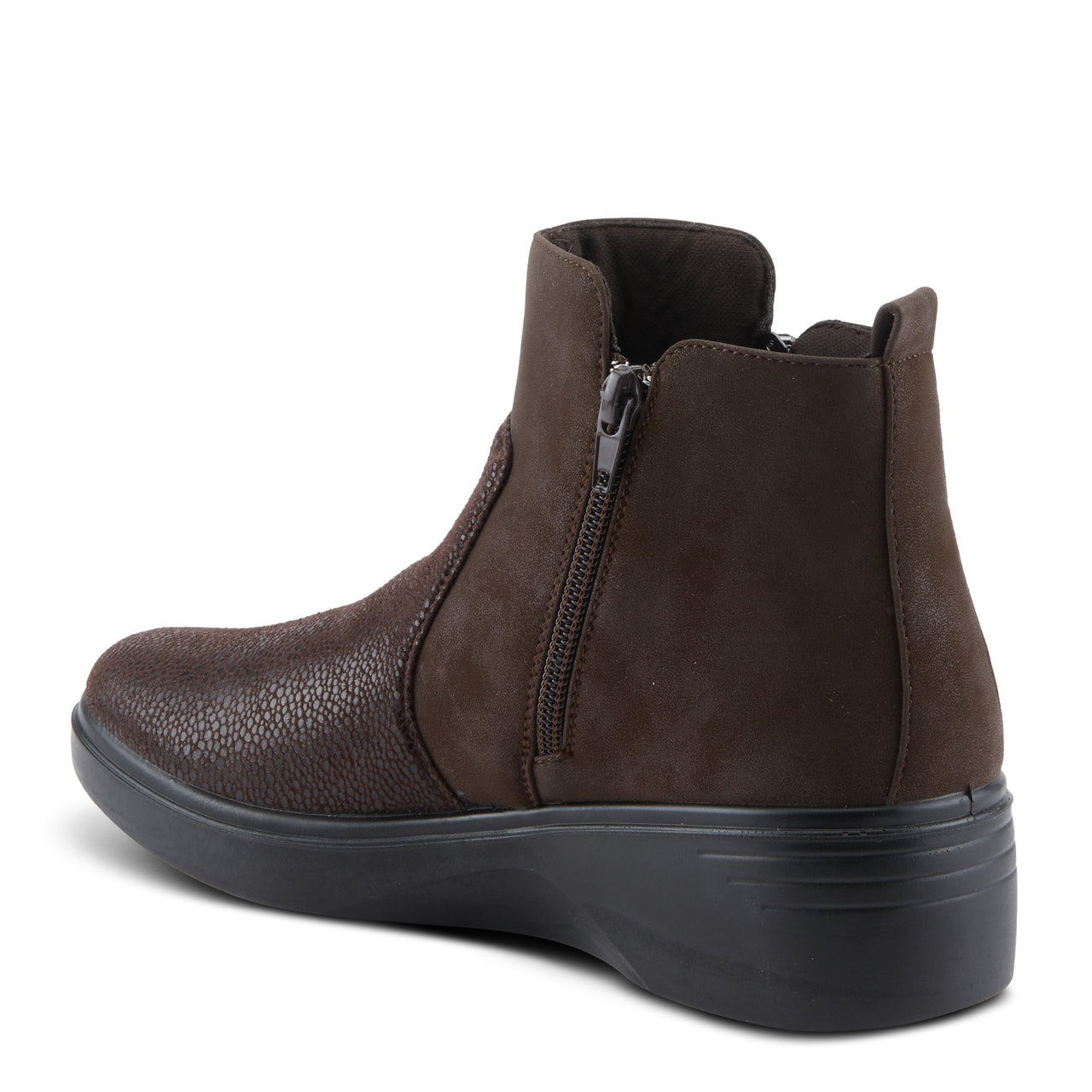 Stylish and comfortable FLEXUS YANCEY BOOTS featuring a sleek design with soft leather and cushioned insoles for all-day support and durability