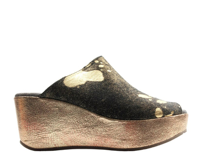 Chocolat Blu Yiona Women Wedge Sandals Black