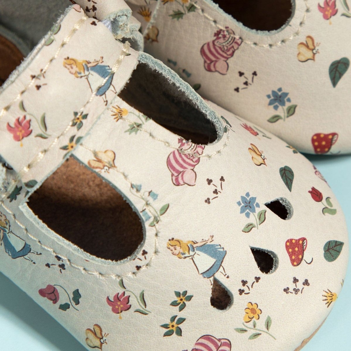 Alice In Wonderland Mary Jane Baby Shoe Mary Jane by Freshly Picked – Don't Panic Shoes