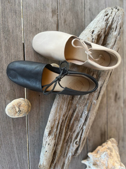 Amelie Featured by Bird Of Flight – Don't Panic Shoes