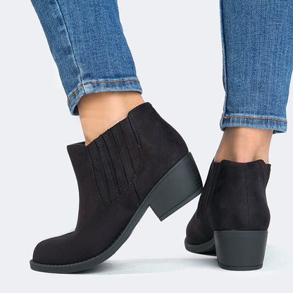 J Adams Shoes Women's Arlo | Black Suede