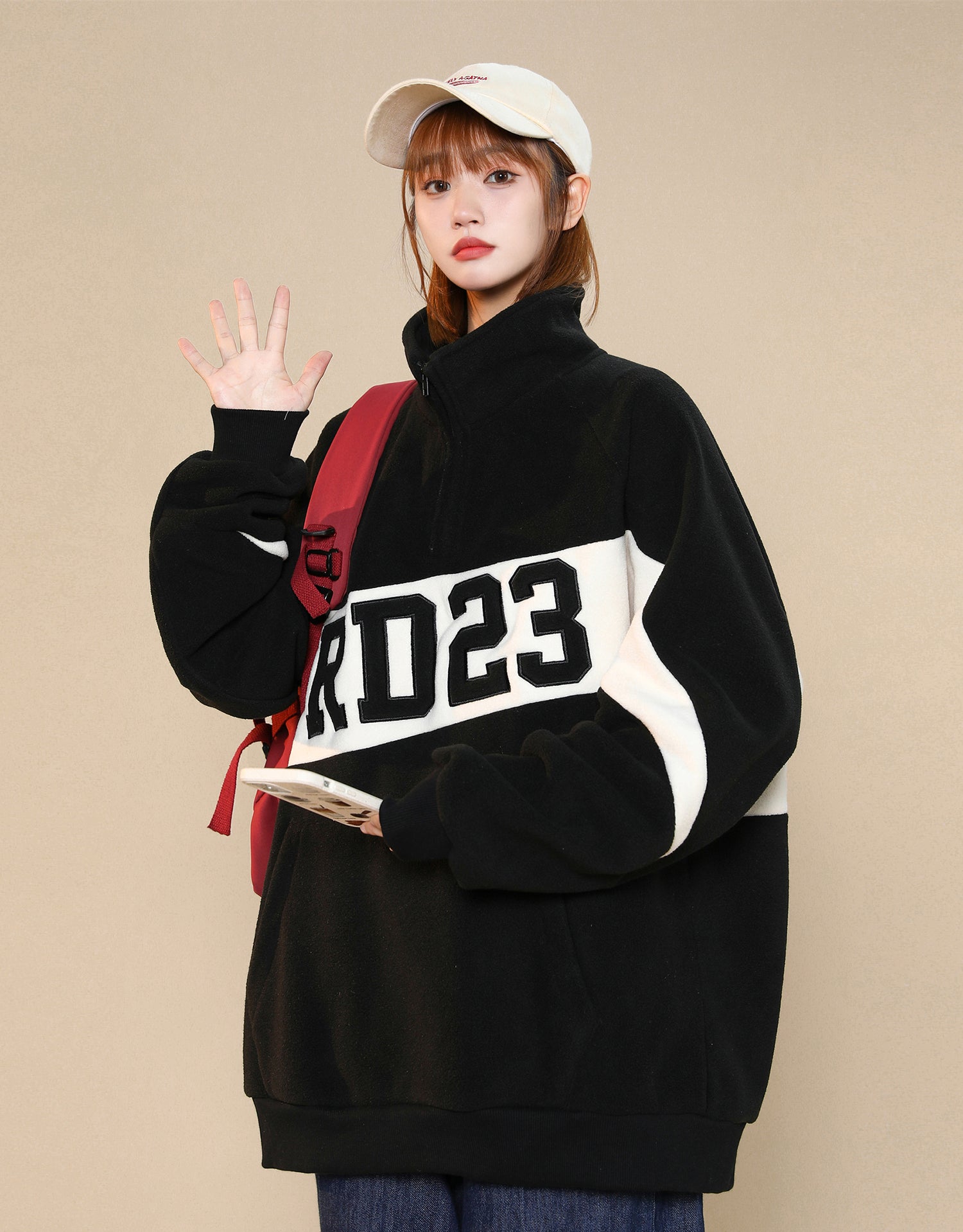 Niepce Women's RD23 Quarter Zip Up Sweatshirt