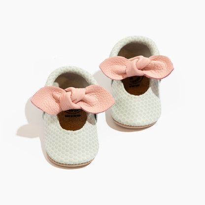 Birdie Knotted Bow Baby Shoe Knotted Bow Mocc by Freshly Picked – Don't Panic Shoes