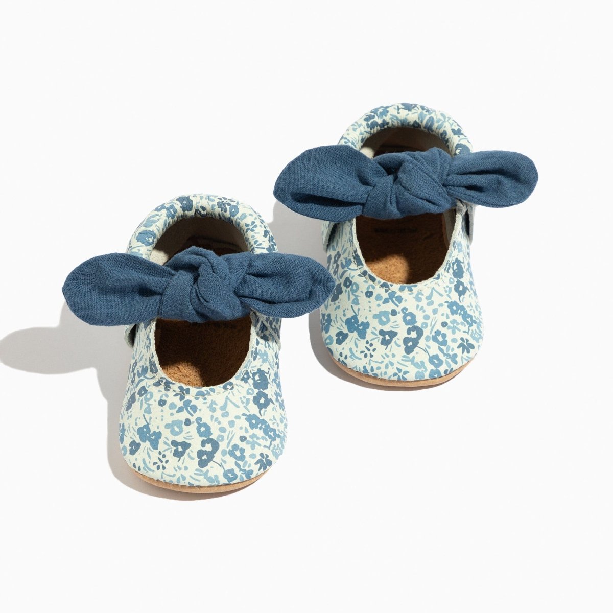Blue Blooms Knotted Bow Baby Shoe Knotted Bow Mocc by Freshly Picked – Don't Panic Shoes