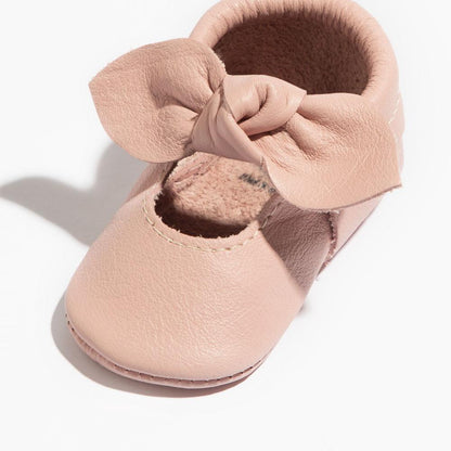Blush Knotted Bow Baby Shoe Knotted Bow Mocc by Freshly Picked – Don't Panic Shoes