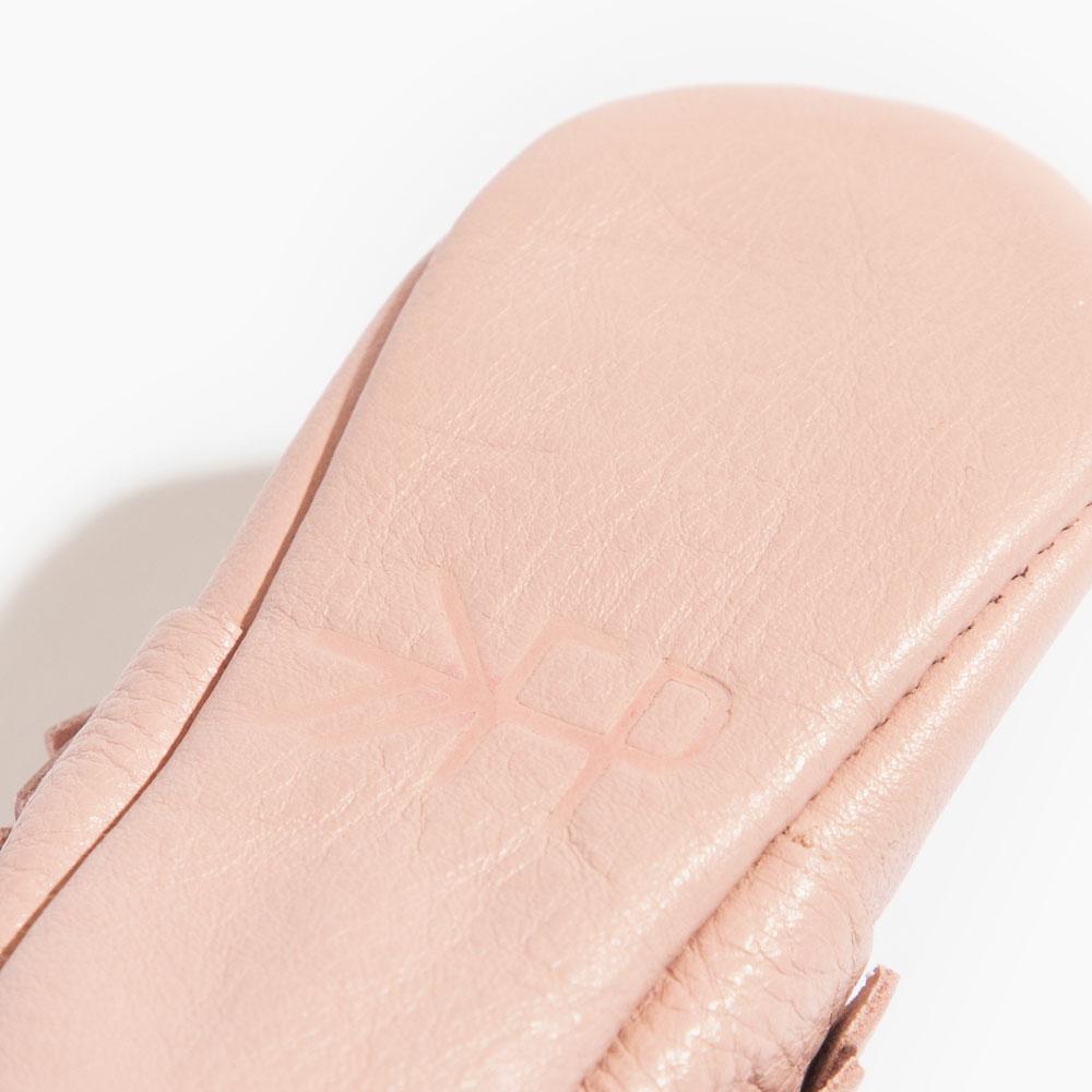 Blush Moccasin Baby Shoe Moccasin by Freshly Picked – Don't Panic Shoes