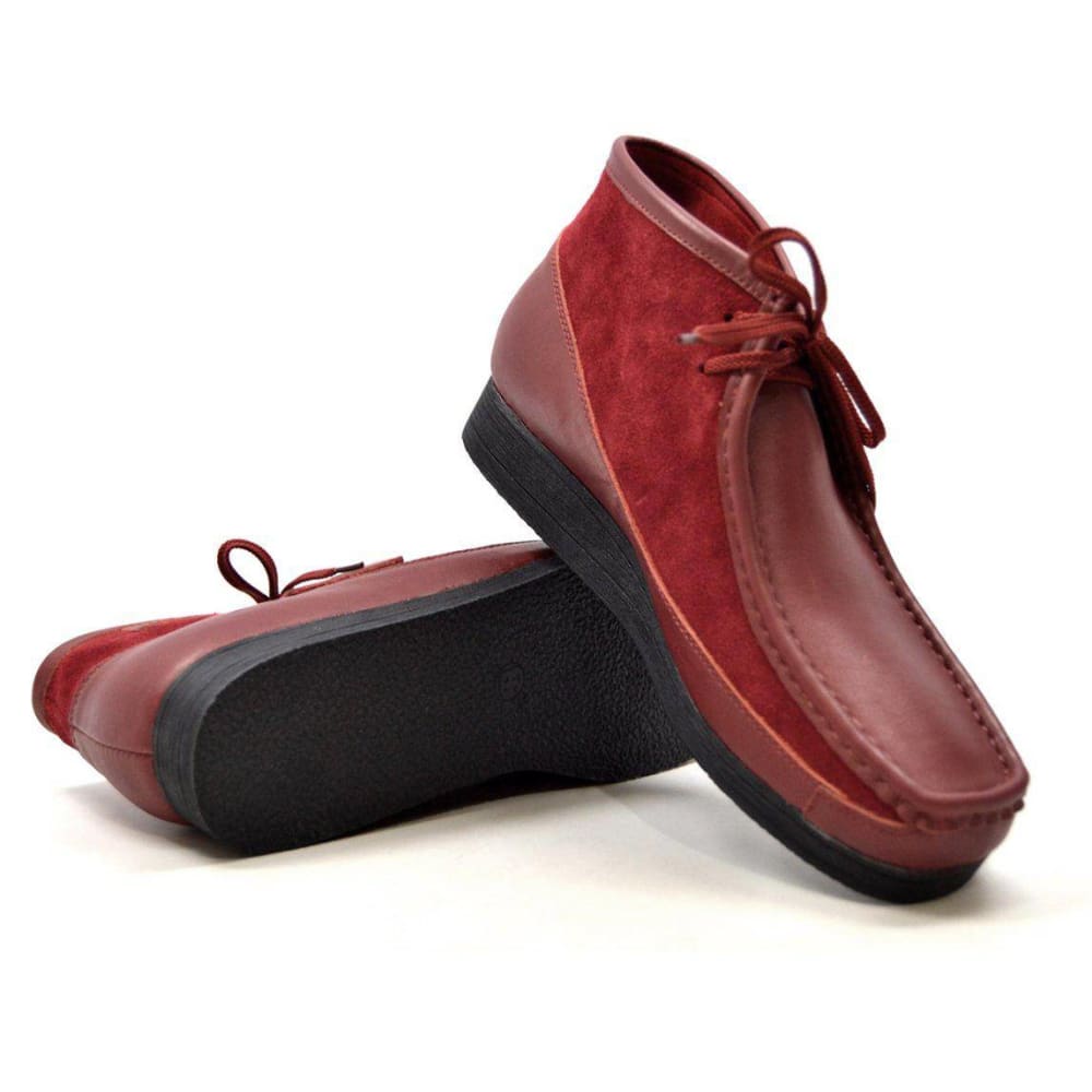 BritiSh Walkers New Castle – Men’s Leather–Suede Chukka Boot | Artisan Blend With Refined British Heritage Shoes by British Walkers – Don't Panic Shoes